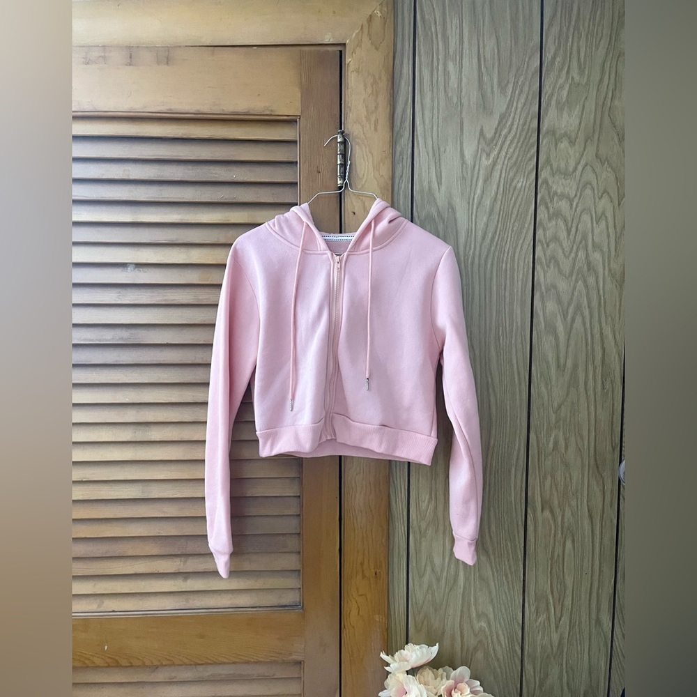 Cropped pink zip up sweater